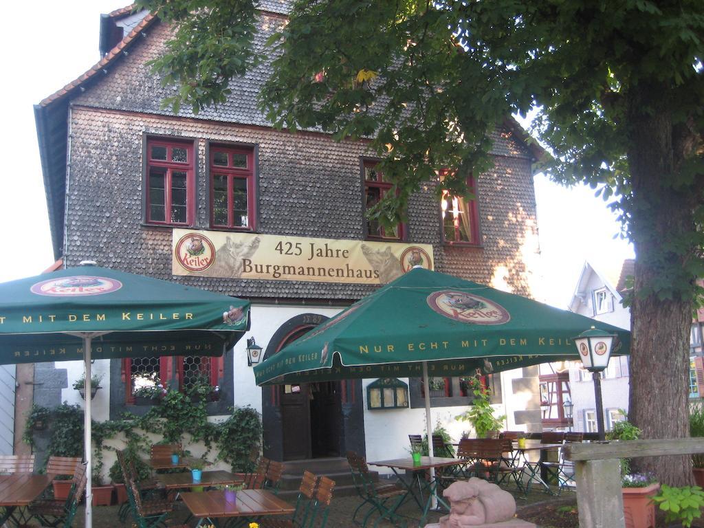 Burgmannenhaus Hotell Steinau an der Straße Exteriör bild