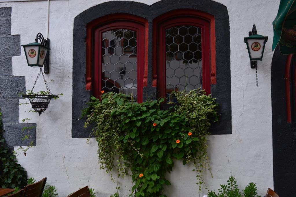 Burgmannenhaus Hotell Steinau an der Straße Exteriör bild
